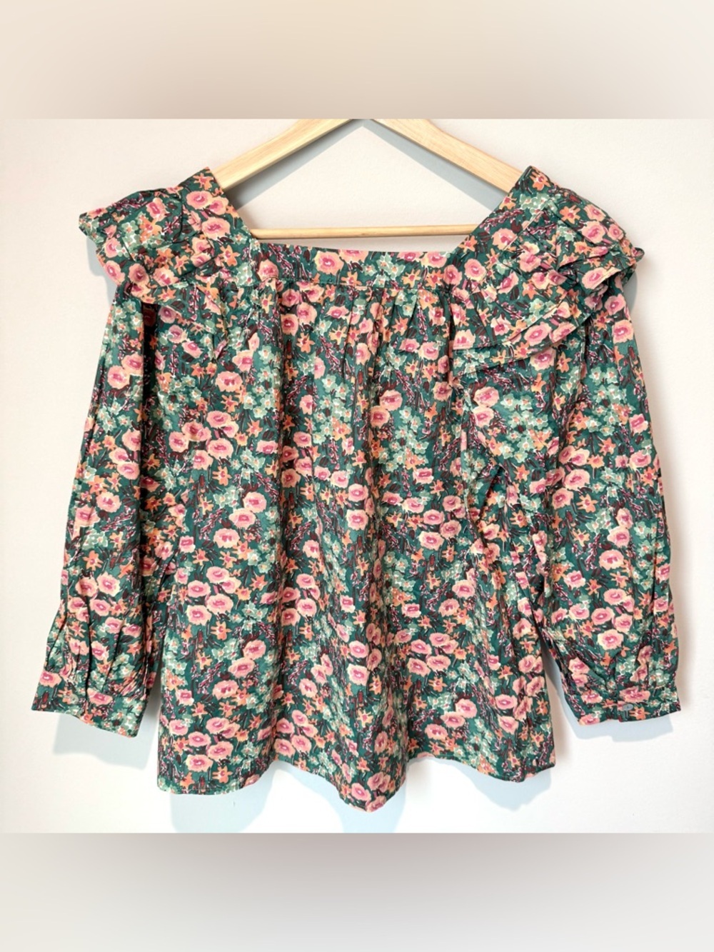 NWT Entro Green Pink Garden Floral Ruffled Blouse Small - Picture 4 of 4